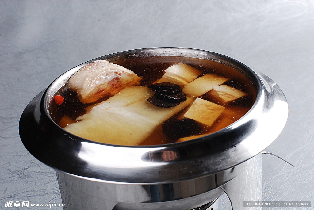 豫菜養(yǎng)顏松露花膠湯底