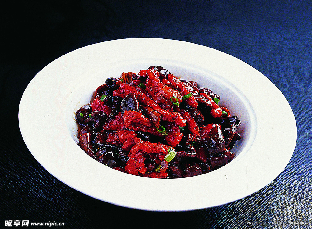 鄂菜黃絲菌炒鹿肉