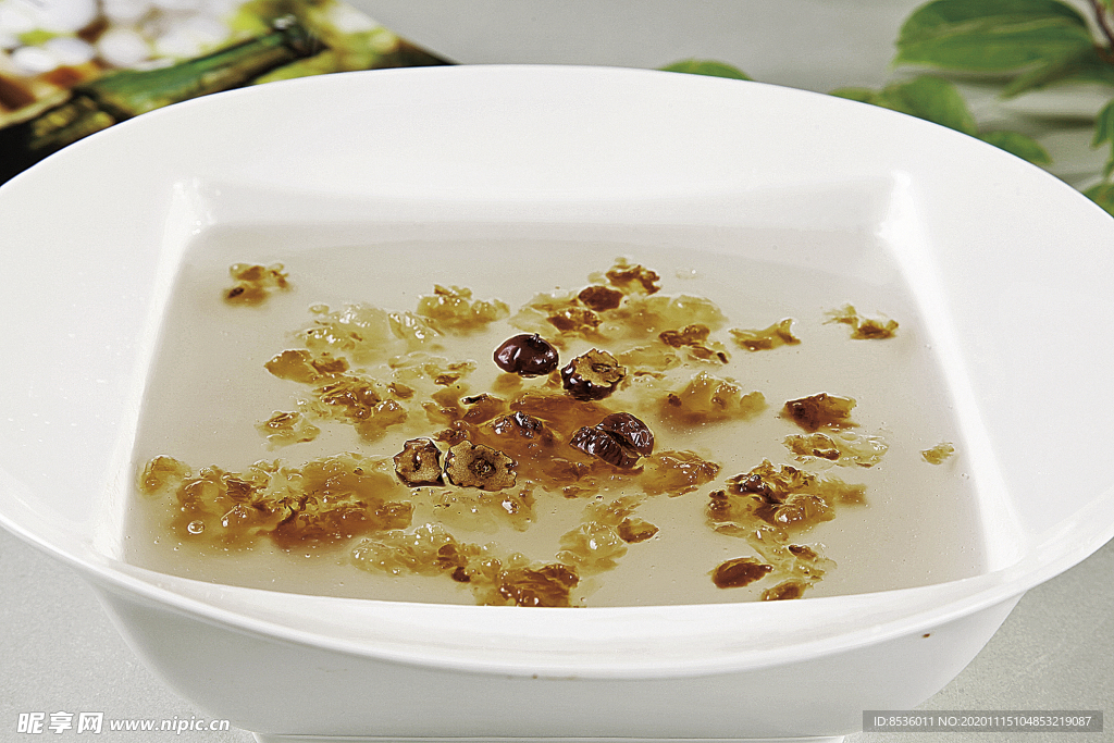 徽菜紅棗桃膠湯