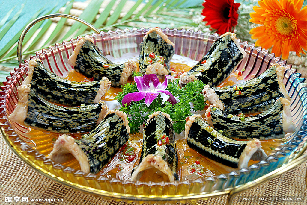 川菜風味蛇段