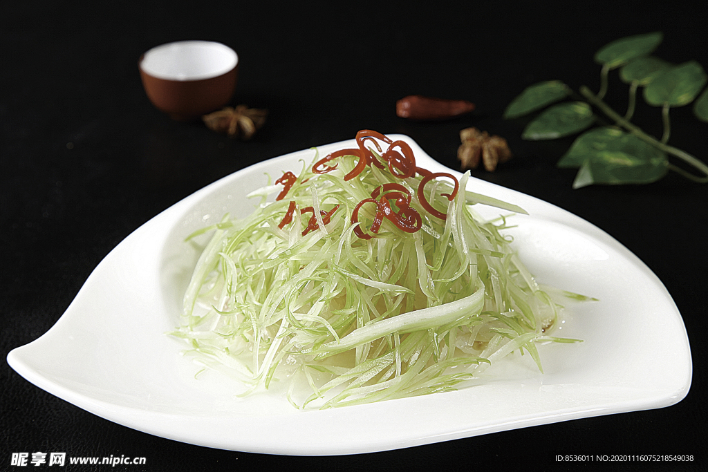 南北熱菜風(fēng)味西芹