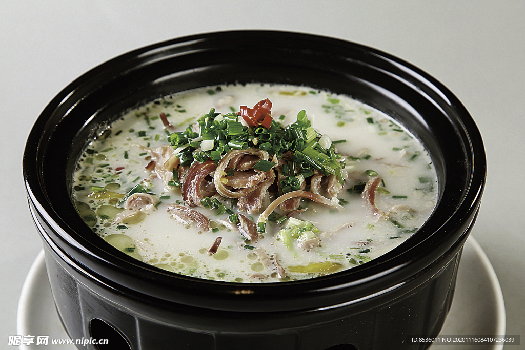 淮揚(yáng)菜碧波肚絲