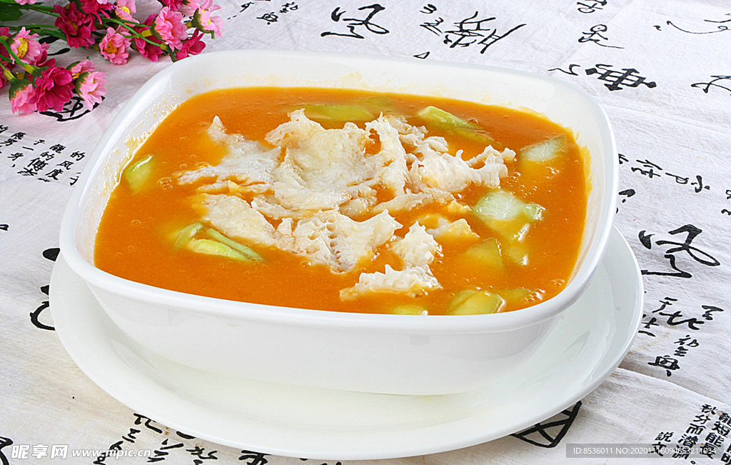 淮揚(yáng)菜黃湯絲瓜廣肚