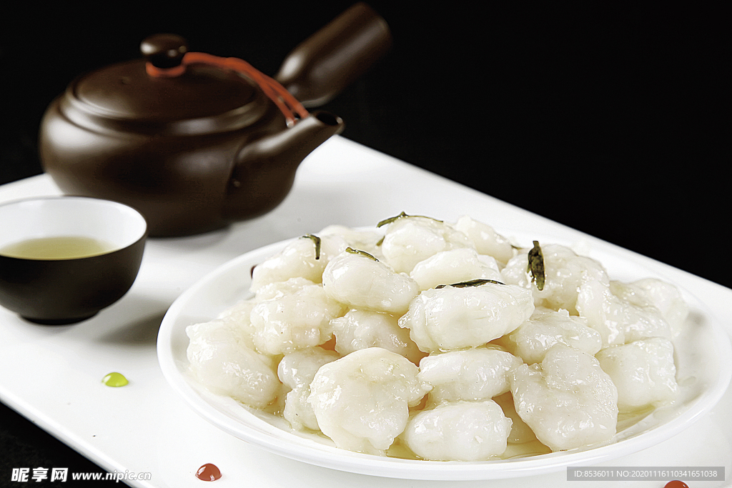 淮揚(yáng)菜龍井蝦仁