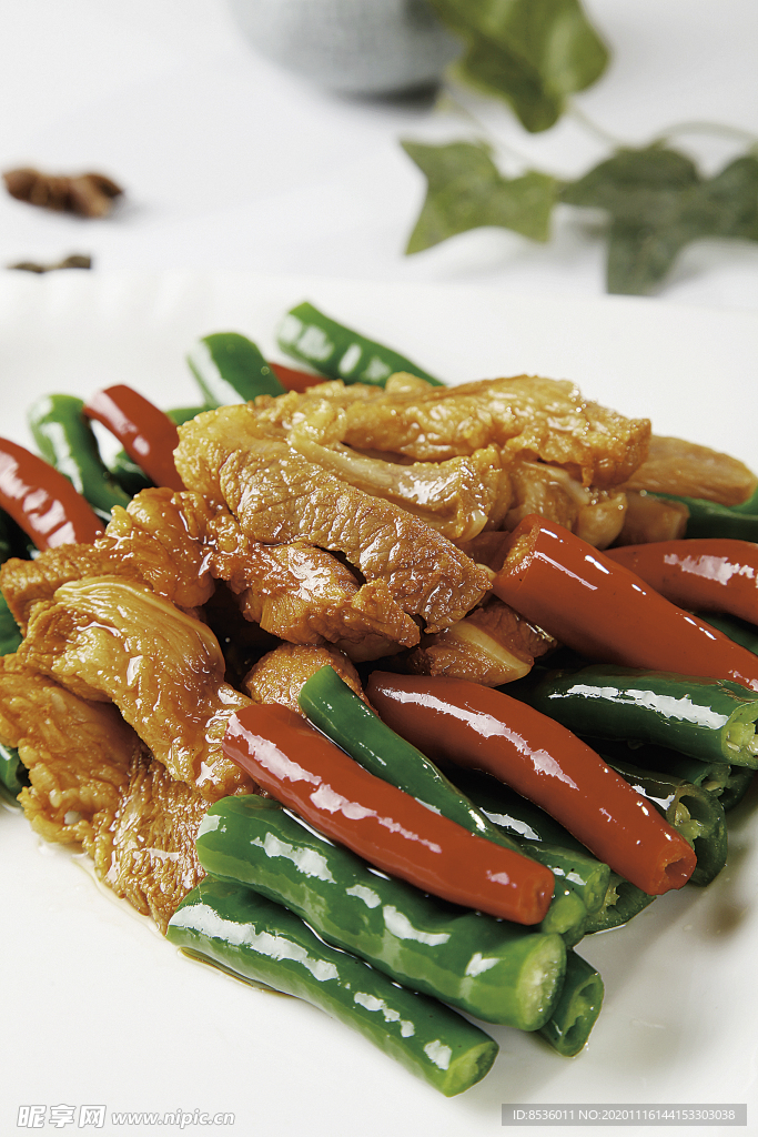 特色菜杭椒月牙骨