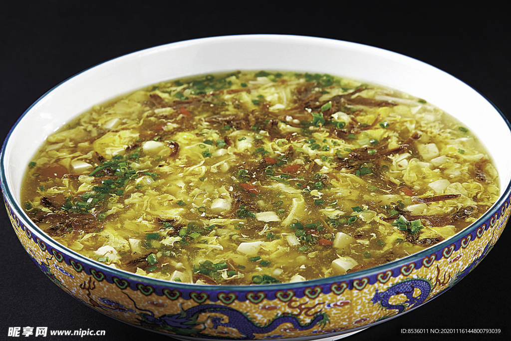 特色菜開(kāi)胃小魚(yú)湯