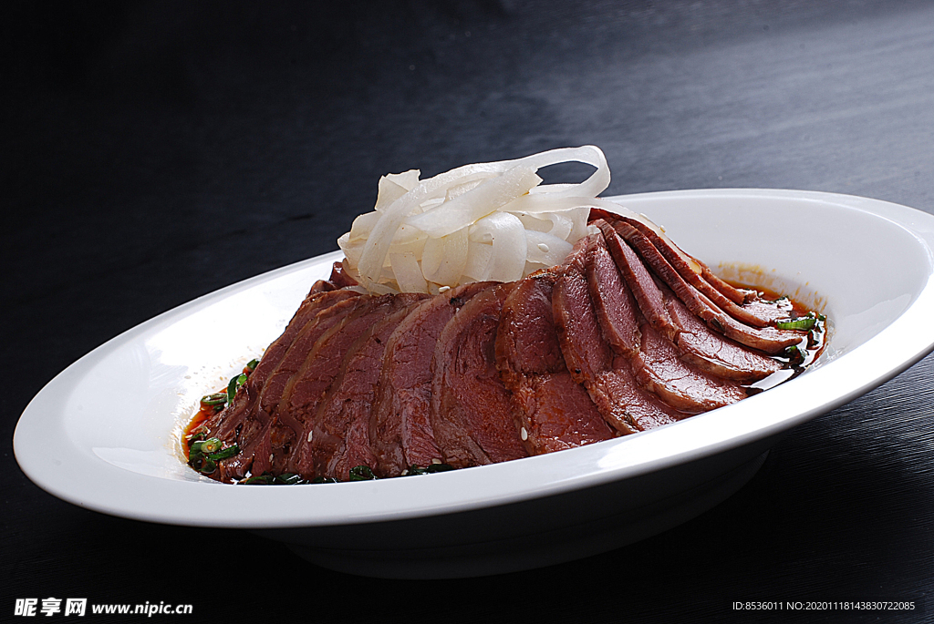 面皮撈牛肉