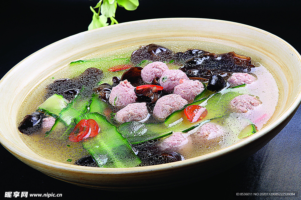 生氽丸子湯