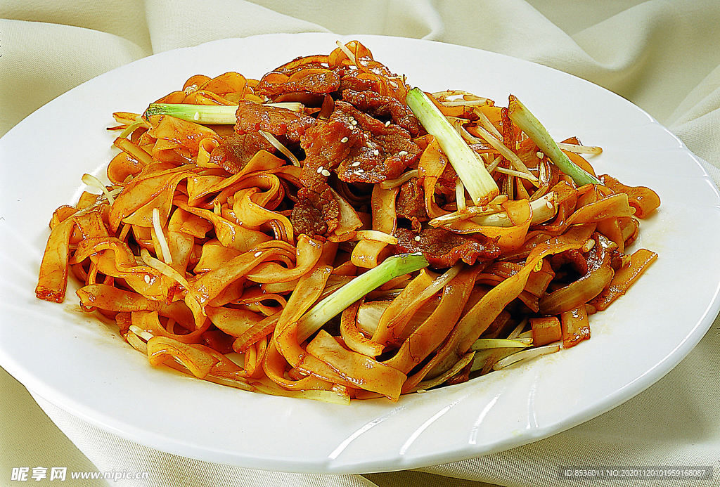 牛肉炒河粉