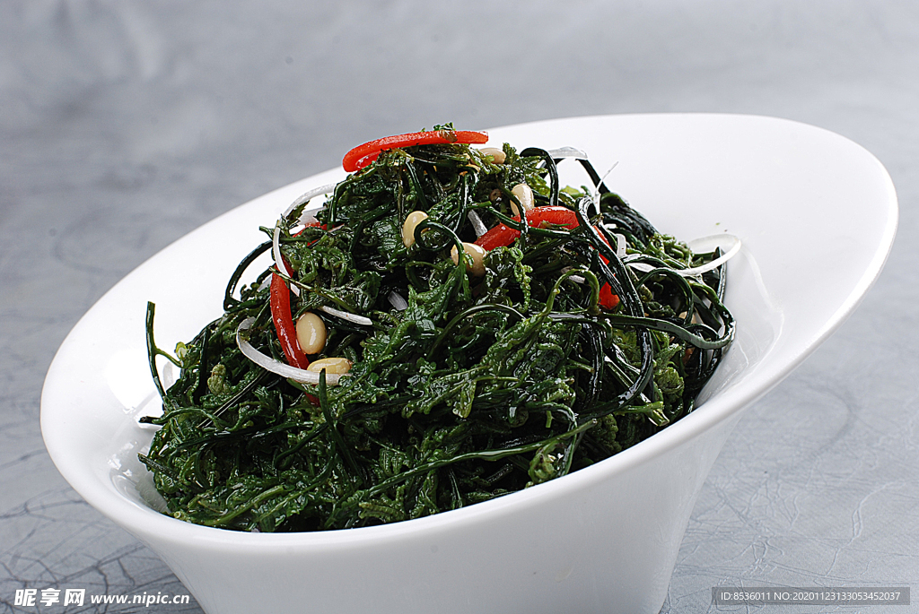 冷拼松仁沙皮菜