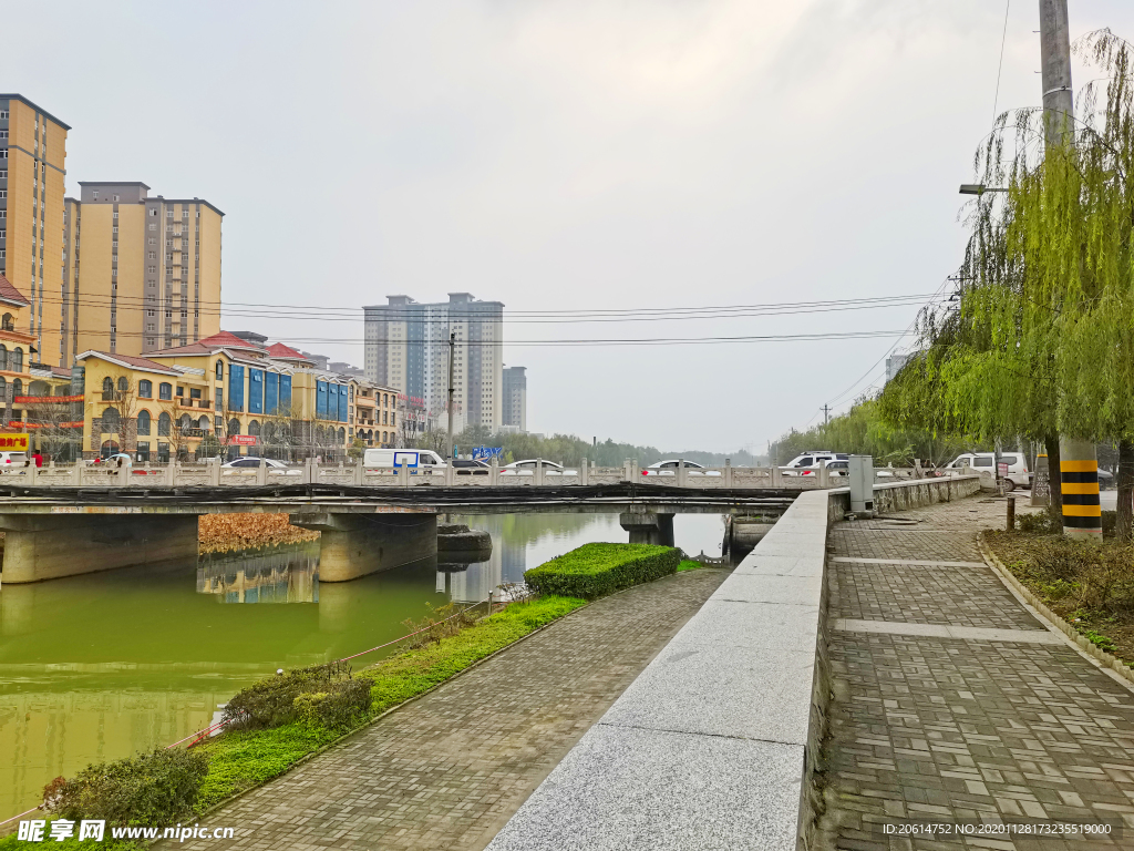 美丽的城市河道风景