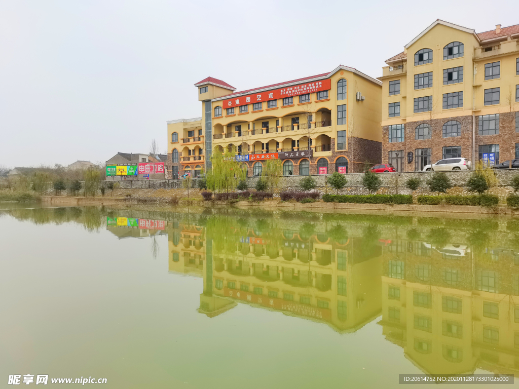 美丽的河道风景