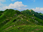 高山草原 白云蓝天 绿野 空旷