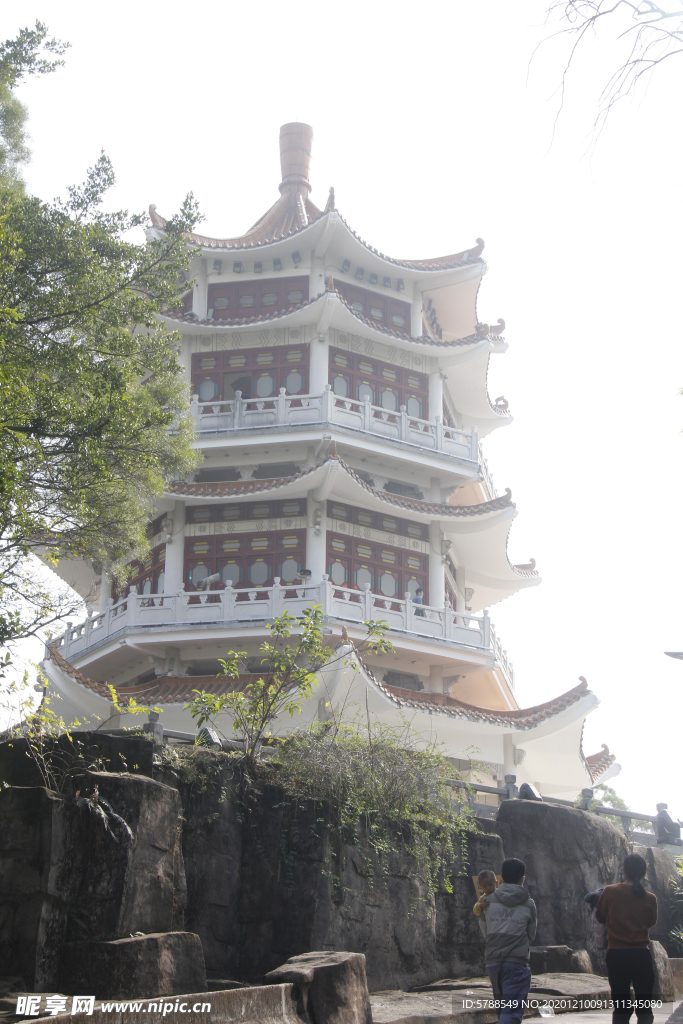 古塔