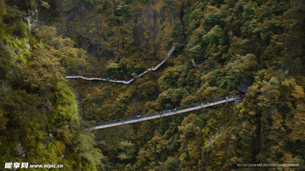 吊橋
