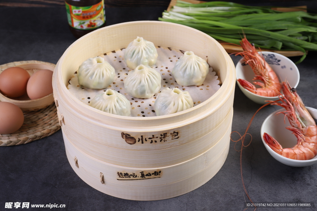 美食蒸包子攝影圖