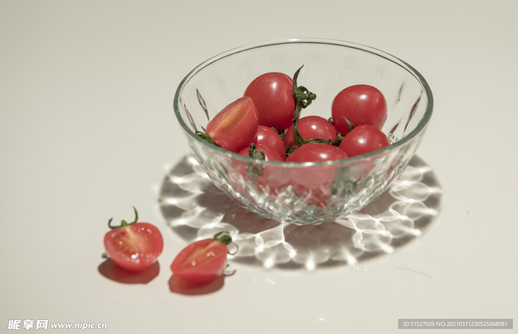 玻璃碗的西红柿拍摄素材