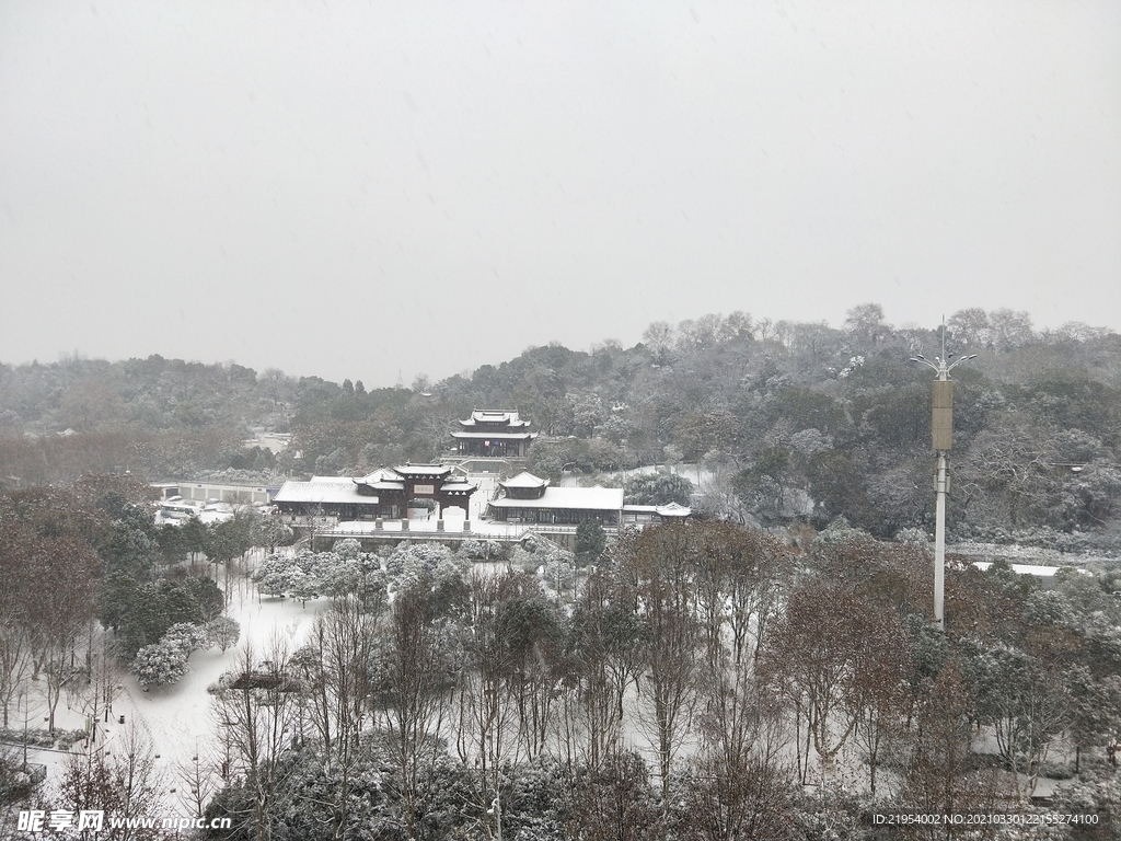 黄鹤楼雪景