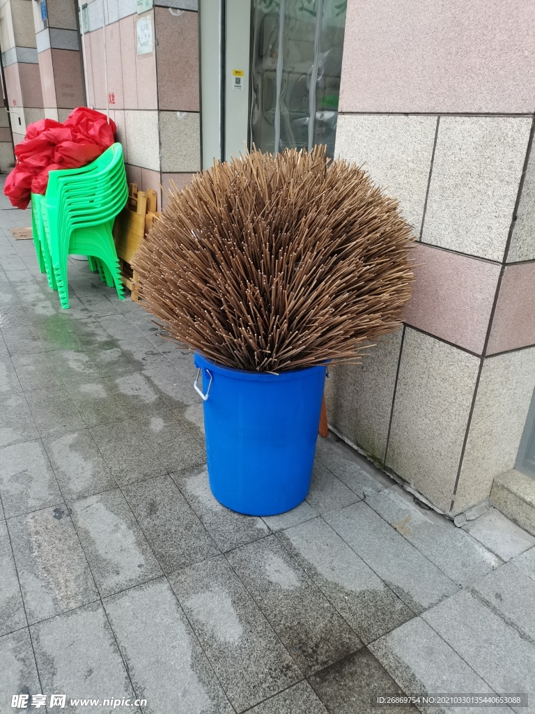 一桶簽簽