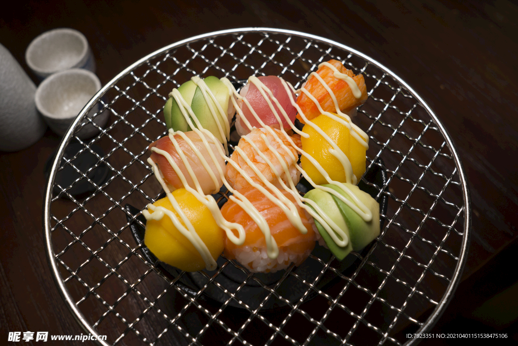 日本料理九炙全壘打火炙壽司