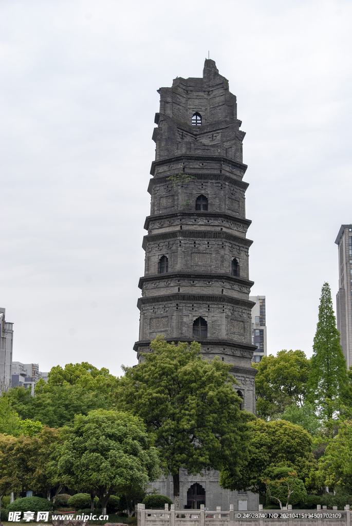 興國塔
