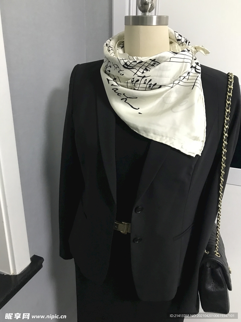 精品服飾穿搭