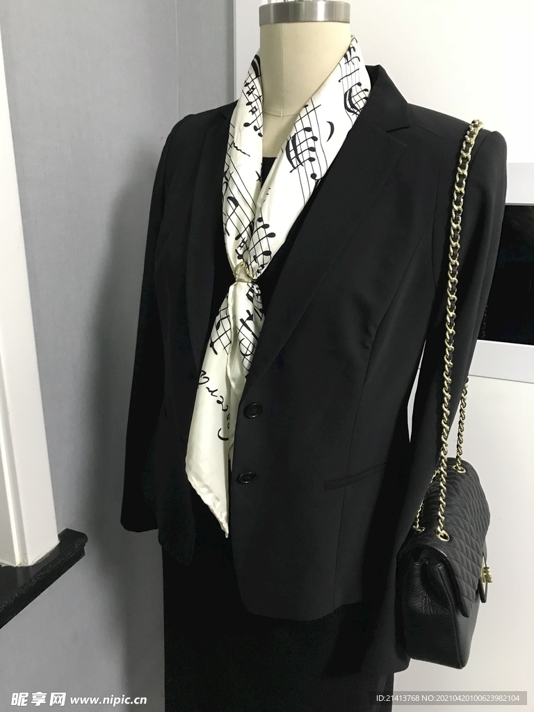 精品服飾穿搭