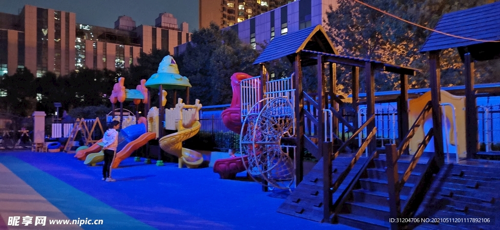 幼兒園操場