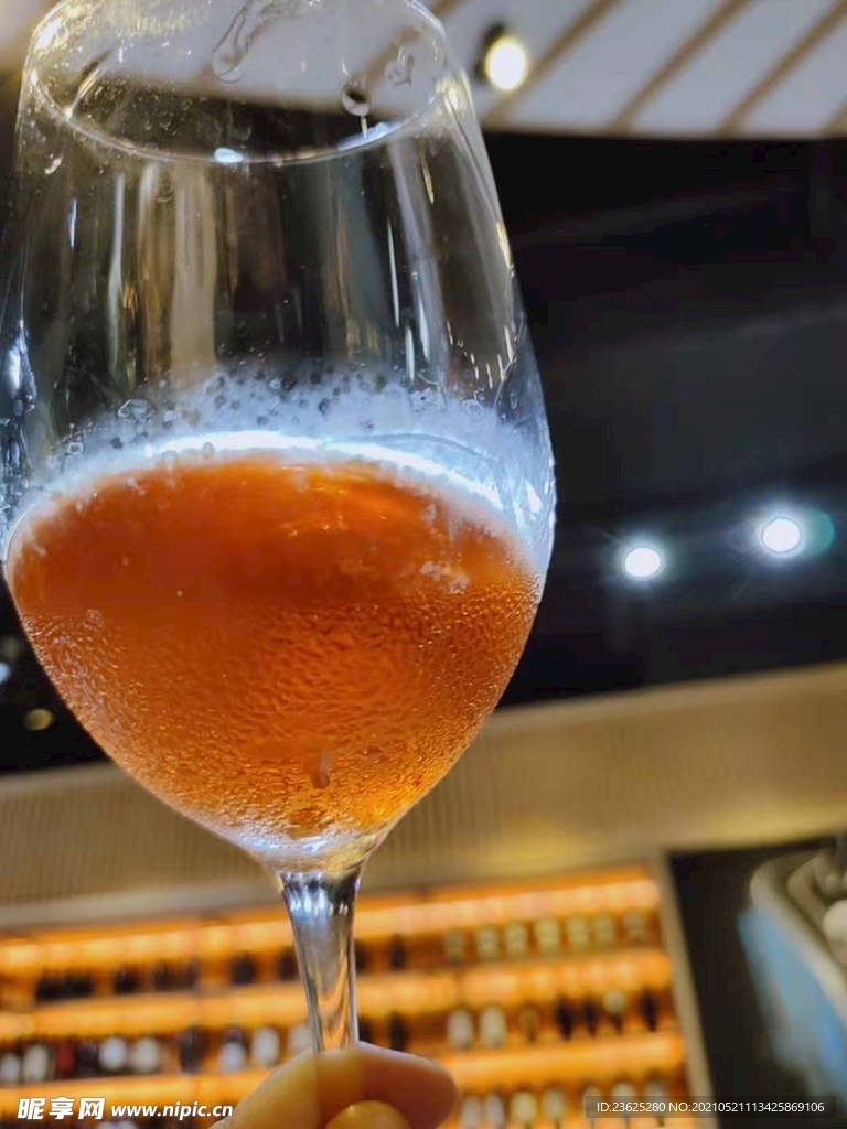 桃紅起泡酒