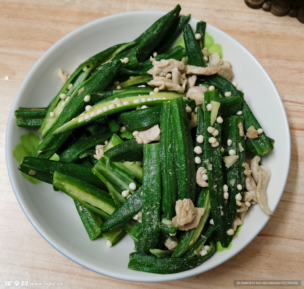 秋葵炒瘦肉