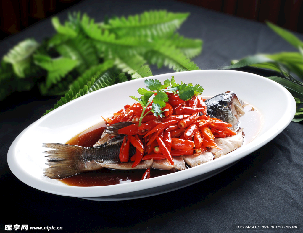 椒汁鱸魚