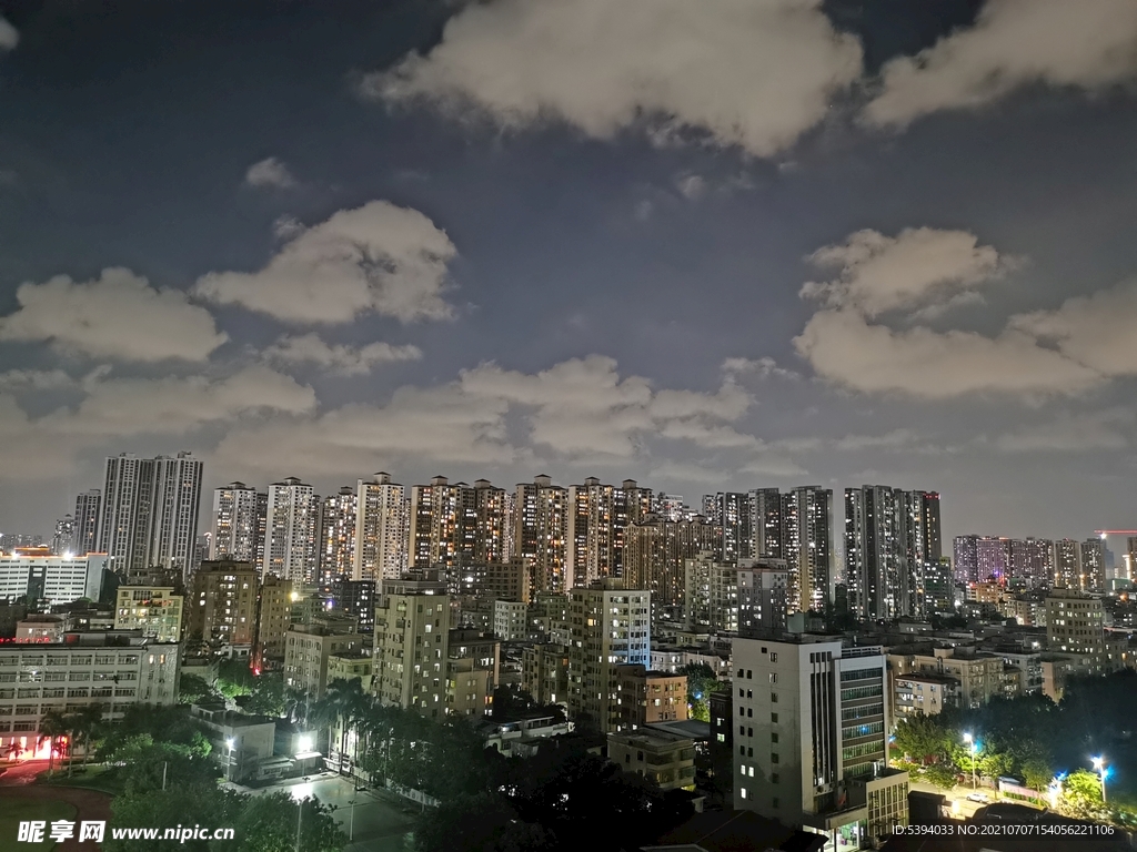 深圳城中村夜拍