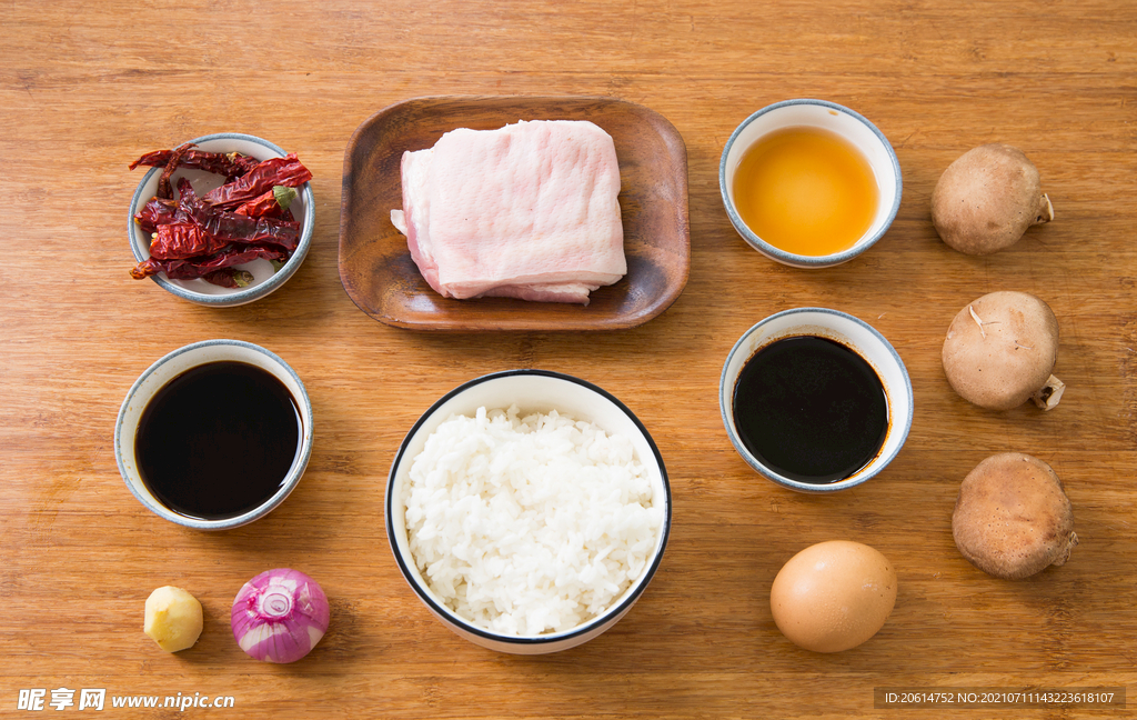 香辣五花肉蓋飯食材
