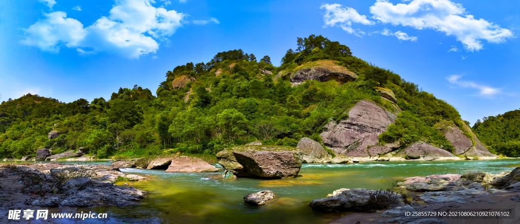 綠水青山小溪