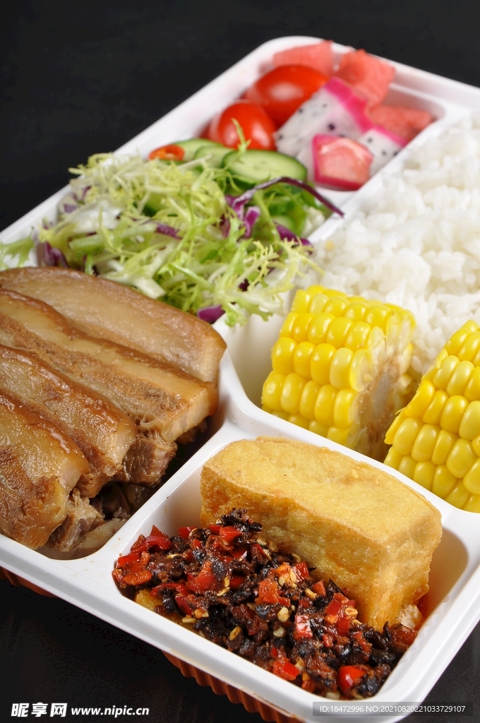 扣肉飯