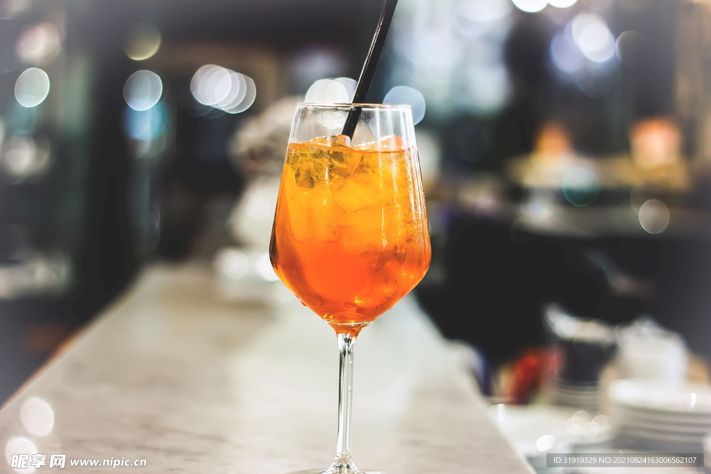 酒飲