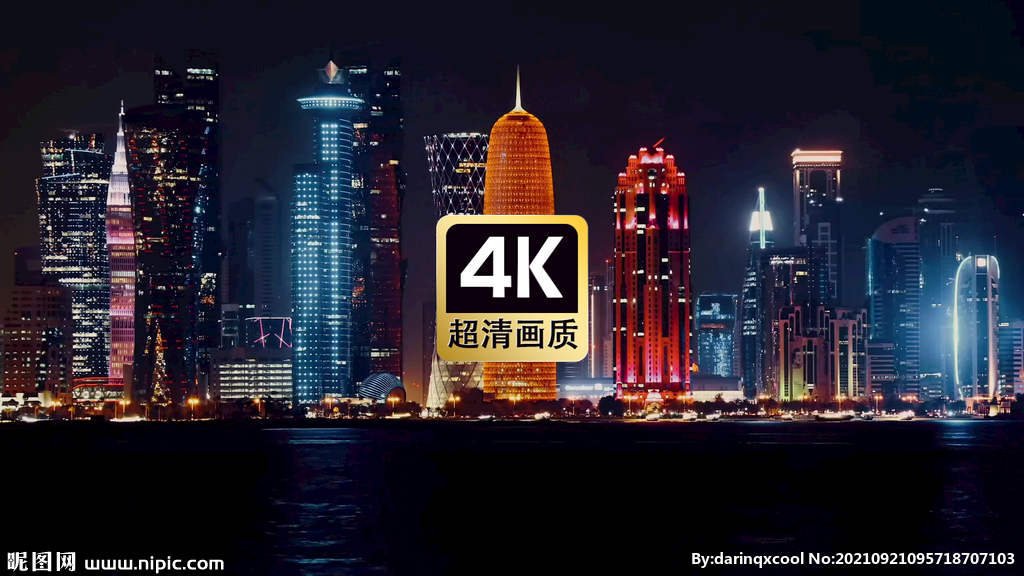 航拍海邊建筑群夜景