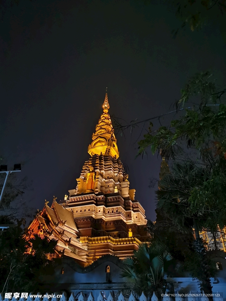 西雙版納夜景建筑