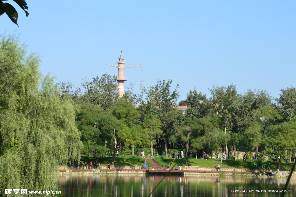 龍?zhí)吨泻L(fēng)景