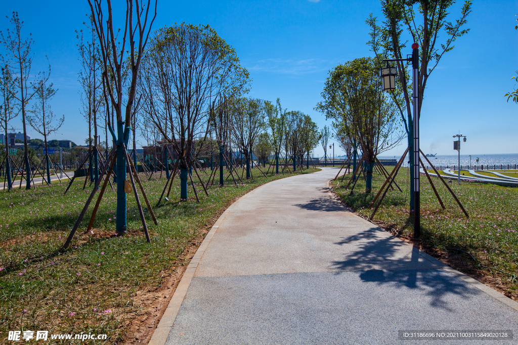 岳陽港工業遺址公園