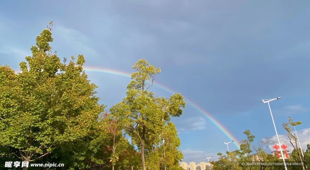 雨后彩虹