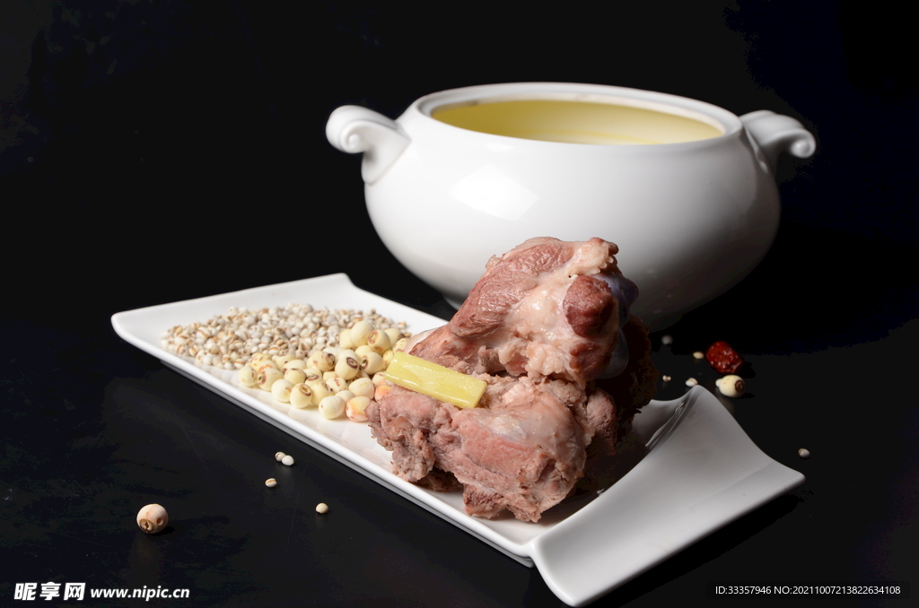 蓮子薏米筒骨湯