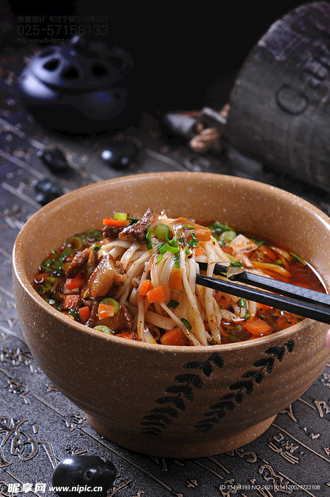 傳統(tǒng)美食陜西拌面