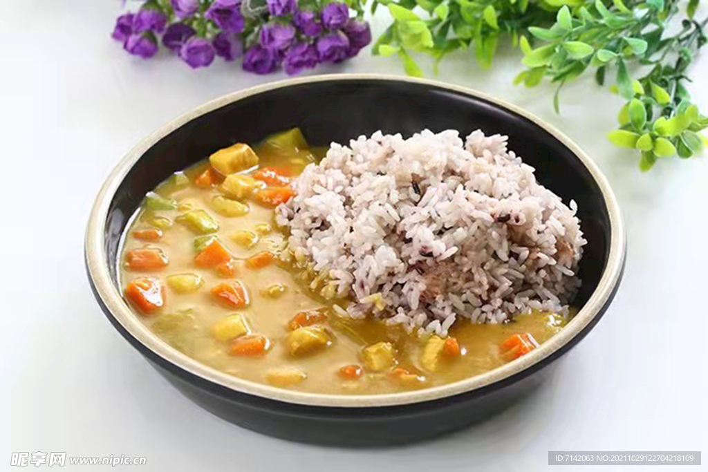 咖喱蓋飯