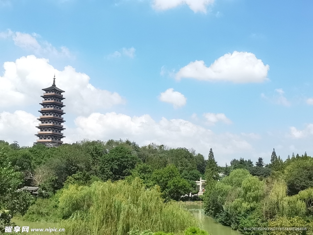 棲靈塔遠景