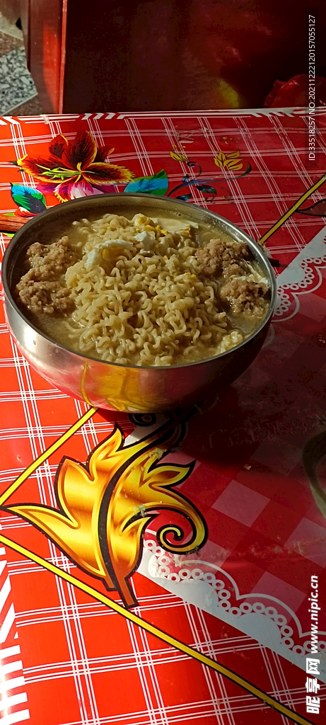肉丸方便面