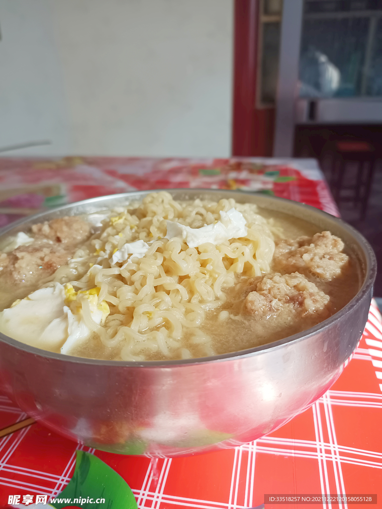 肉丸方便面