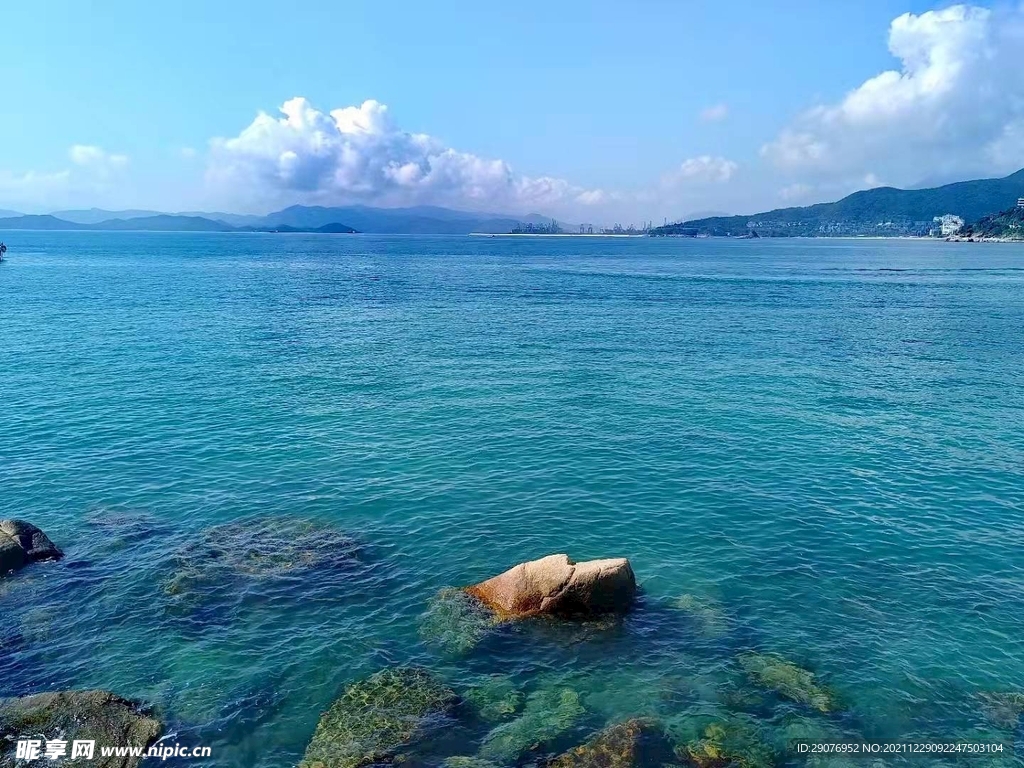 藍(lán)色的大海