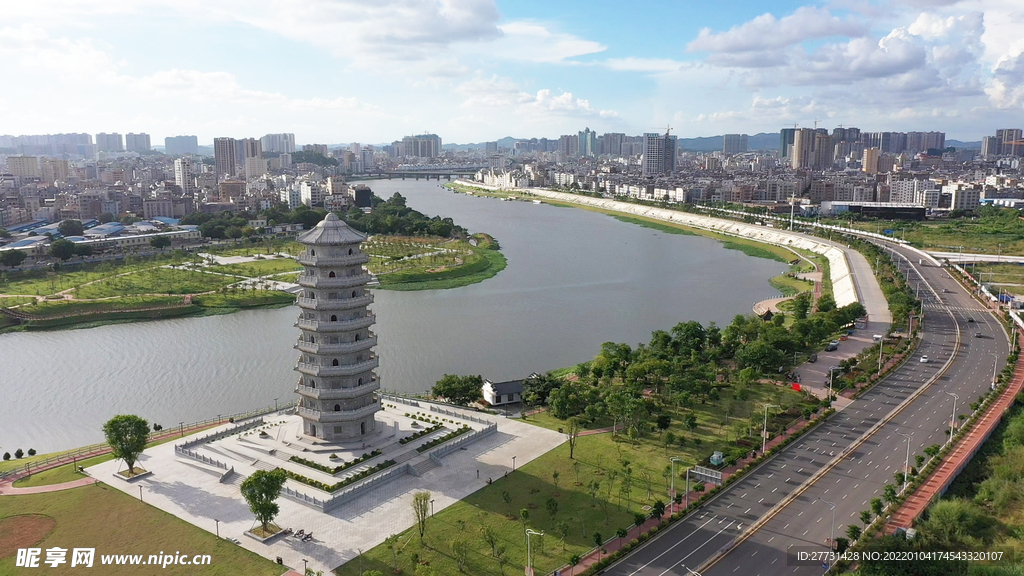 化州文光塔