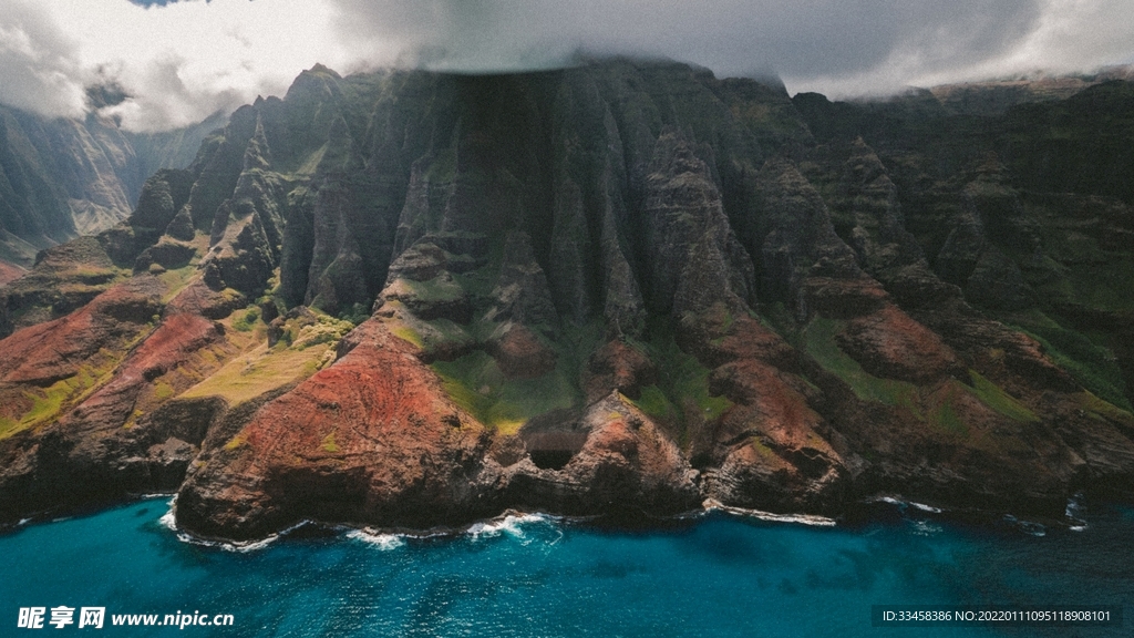 大海山脈風(fēng)景壁紙